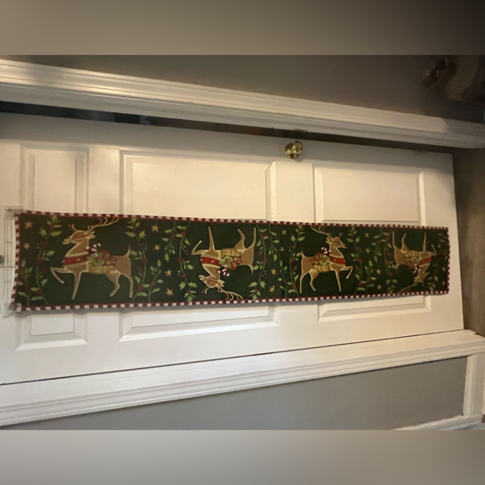 Festive Reindeer Table Runner